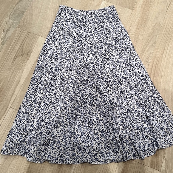 NWOT Banana Republic printed skirt - Picture 1 of 6